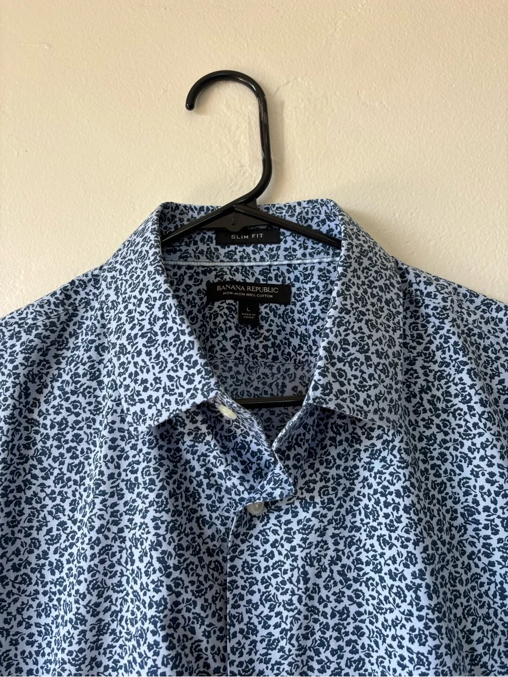 Banana Republic Blue Floral Button-Down Shirt